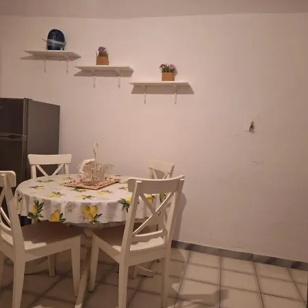 Treviso House روما
